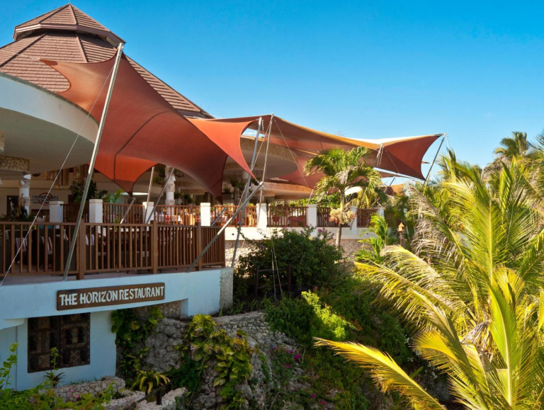 Leopard Beach Resort & Spa