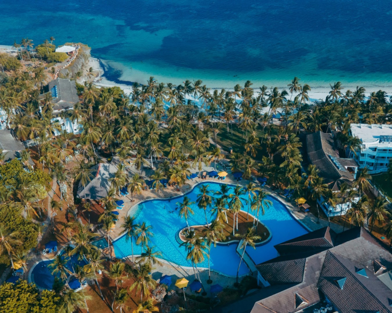 PrideInn Flamingo Beach Resort & Spa