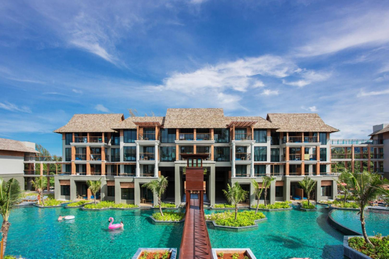 Mai Khao Lak Beach Resort & Spa