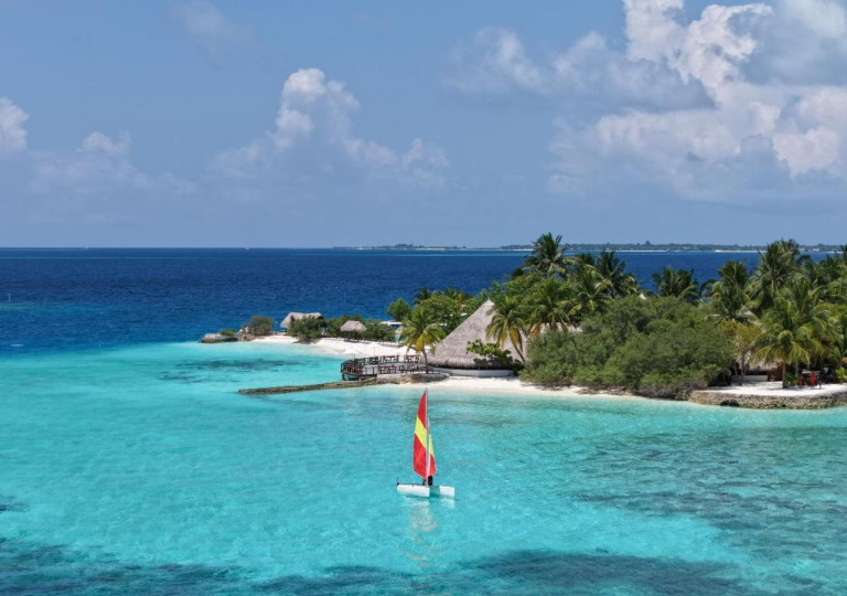 Makundu Island