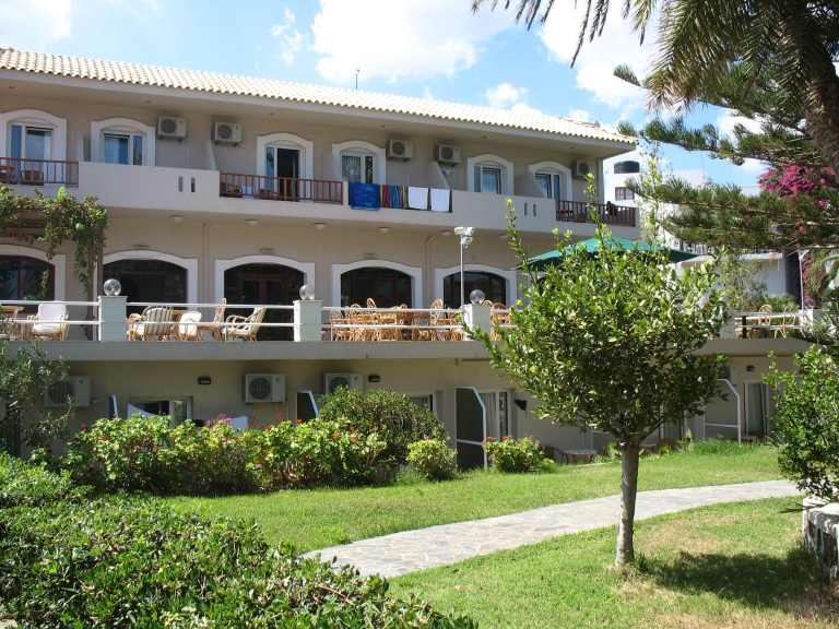 Zeus Palm Beach Hotel