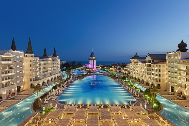 Titanic Mardan Palace
