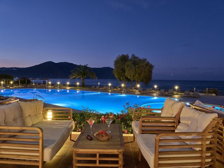 Pilot Beach Resort & Spa