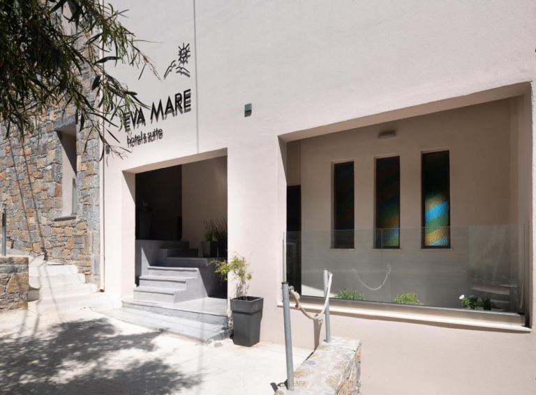 Eva Mare Hotel & Suites 3*
