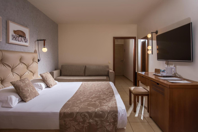 Bella Beach Hotel