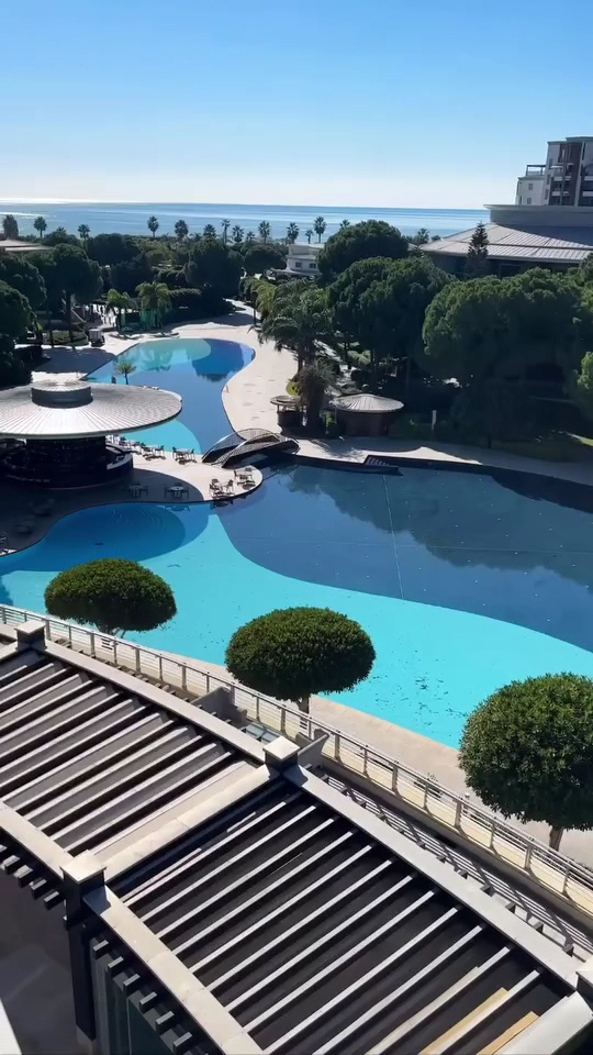 Calista Luxury Resort