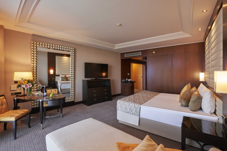 Calista Luxury Resort