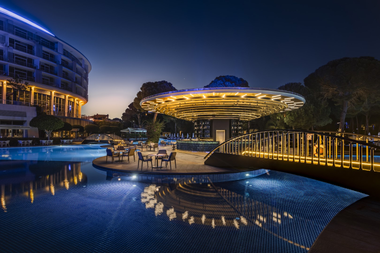 Calista Luxury Resort