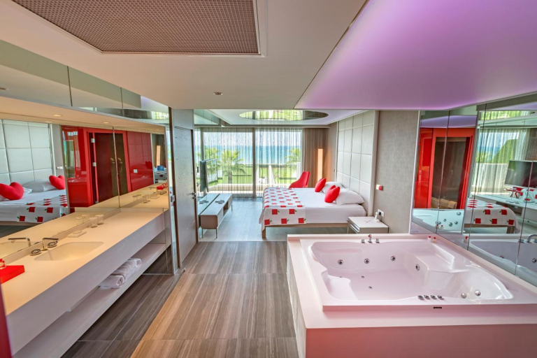 Adam & Eve Hotel