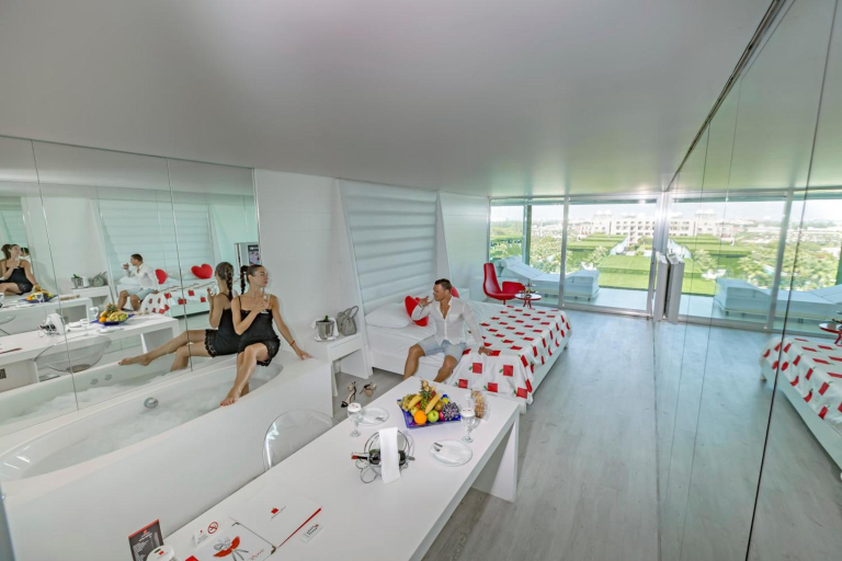 Adam & Eve Hotel