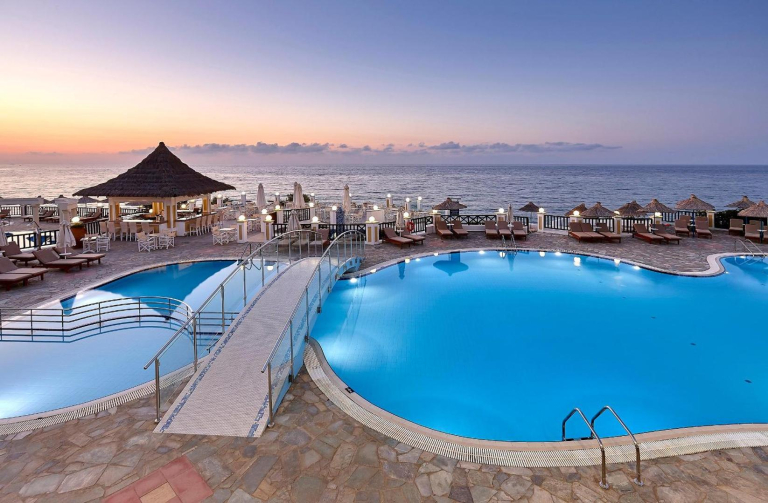 Alexander Beach Hotel & Village