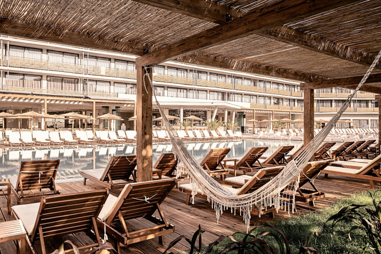 Sunny Beach Club