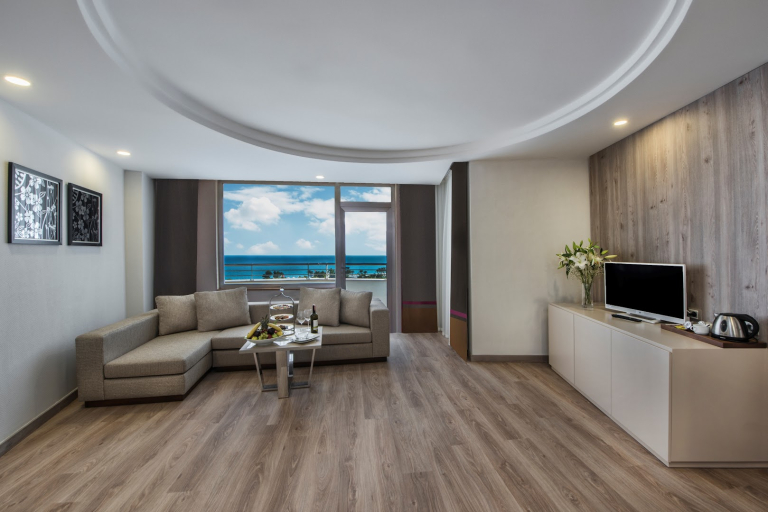 Delphin Be Grand Resort