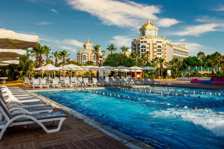Delphin Be Grand Resort