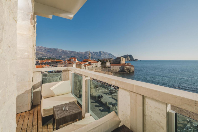 Avala Resort & Villas