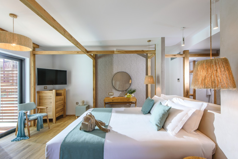 Stella Island Luxury Resort & Spa