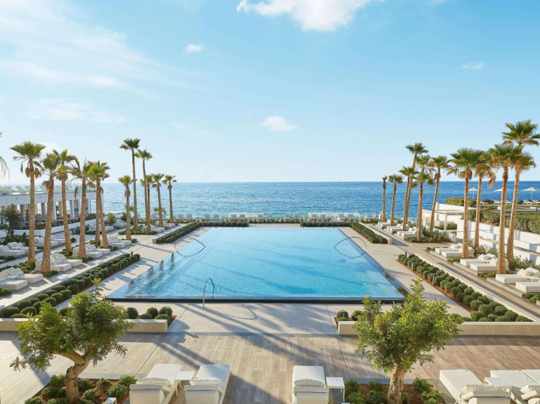 Grecotel Lux Me White Palace