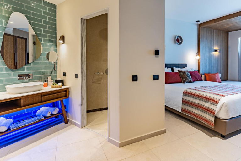 Minos Ambassador Suites & Spa