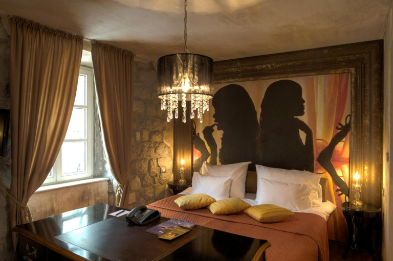 Astoria Boutique Hotel
