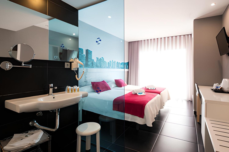 Agua Beach 4*