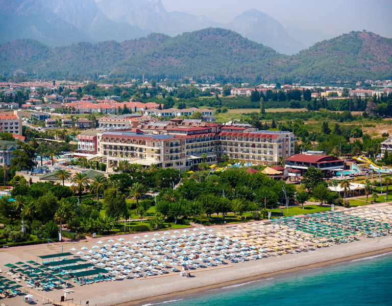 L'oceanica Beach Resort Hotel 5*