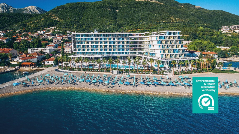 Carine Hotel Kumbor Superior