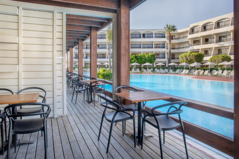 Sol by Melia Cosmopolitan Rhodes