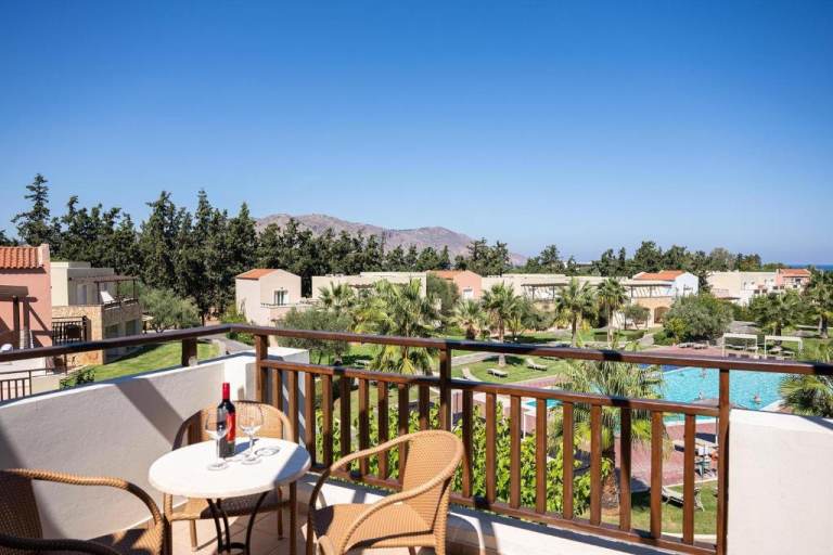 Pilot Beach Resort & Spa