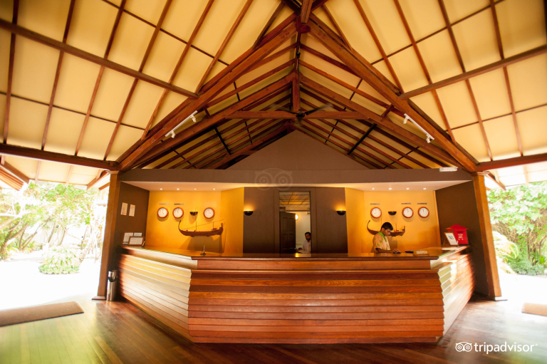 Adaaran Select Meedhupparu