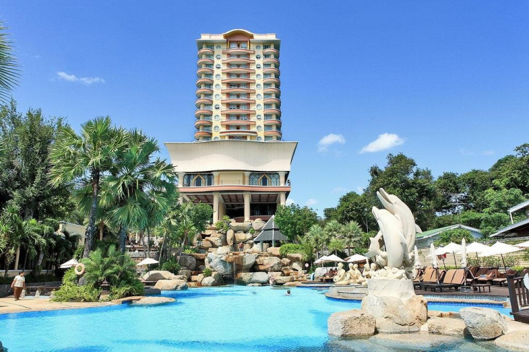Long Beach Garden Hotel & Spa 4*