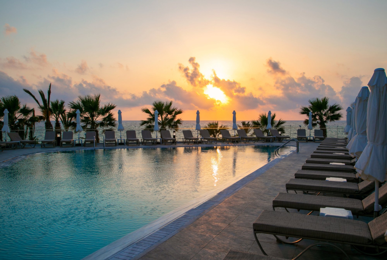 Louis Paphos Breeze 4*
