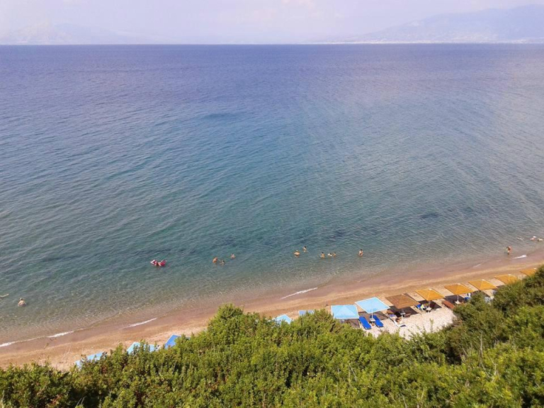 Niforeika Beach Hotel & Bungalows