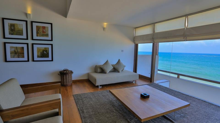 Pandanus Beach Resort & Spa