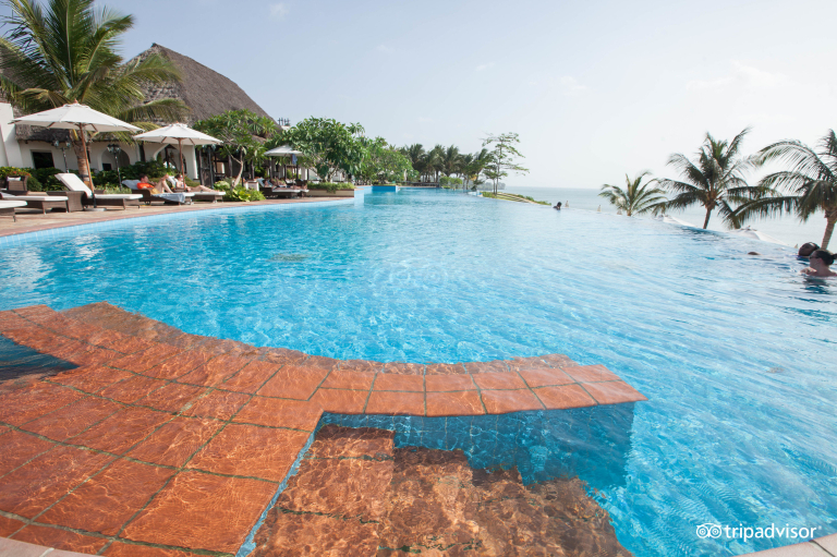 Sea Cliff Resort & Spa