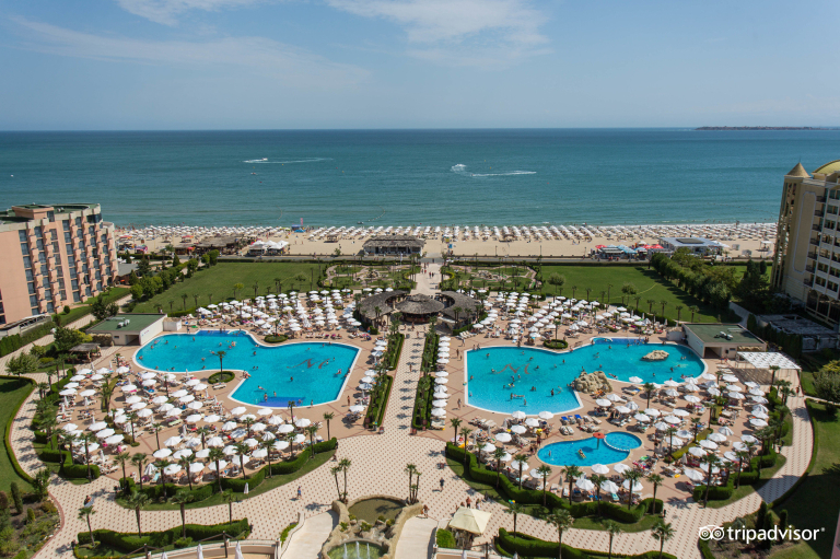 DIT Majestic Beach Resort