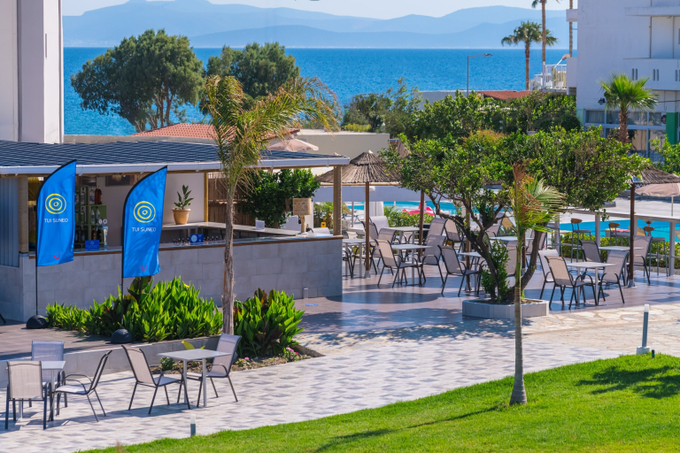 Marvida Hotel Niriides Beach