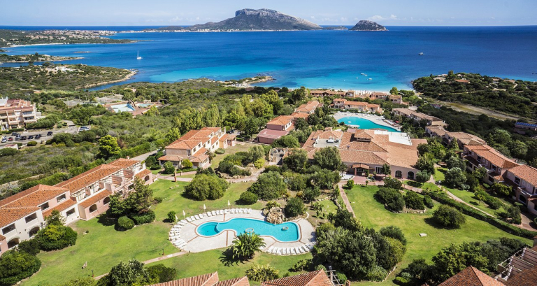 VOI Colonna Village 4*