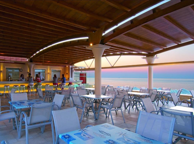 Eva Bay Hotel