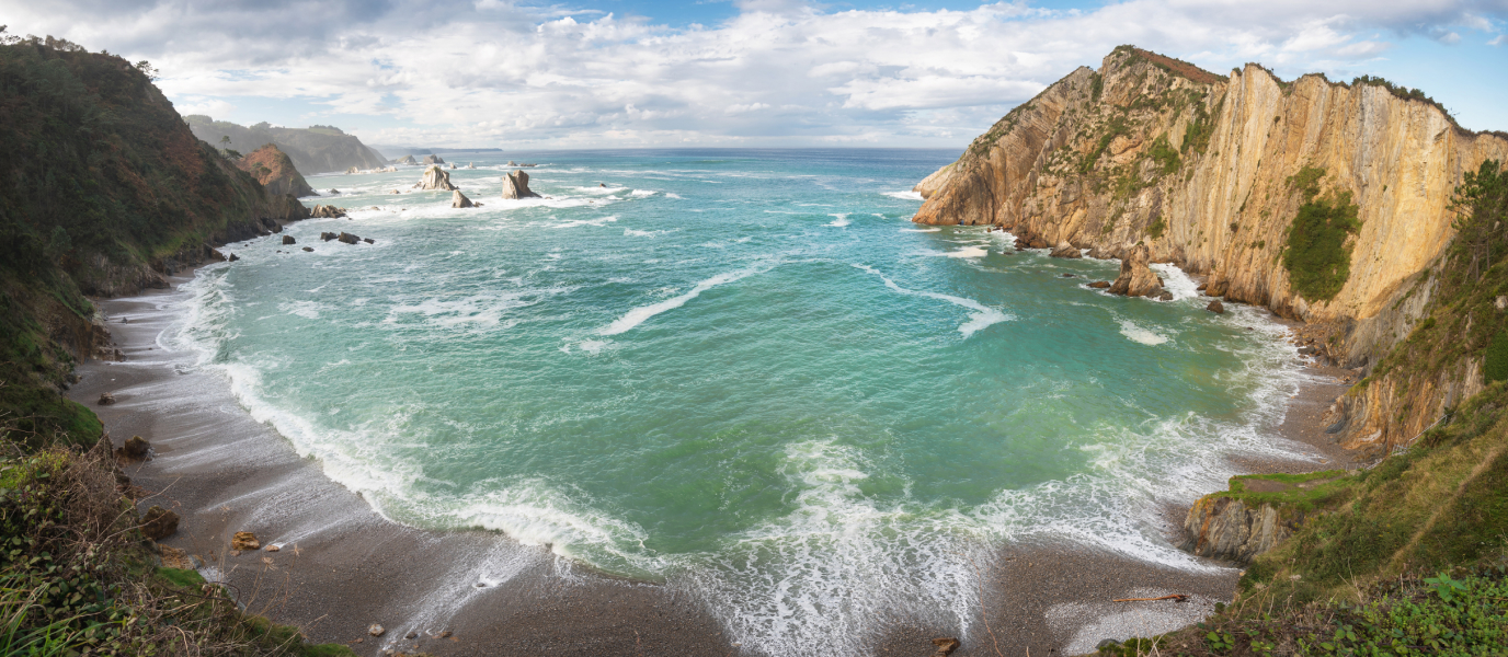 Playa del Silencio Astūrijā – skaistā klinšaina piekraste Vanilla Travel ceļojumā