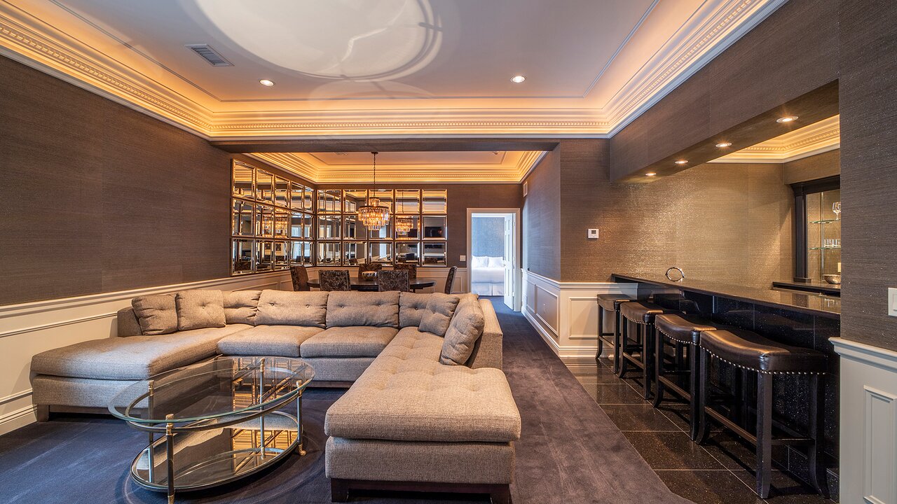 Elegants atpūtas numurs viesnīcā The GrandResort Limassol Cyprus.